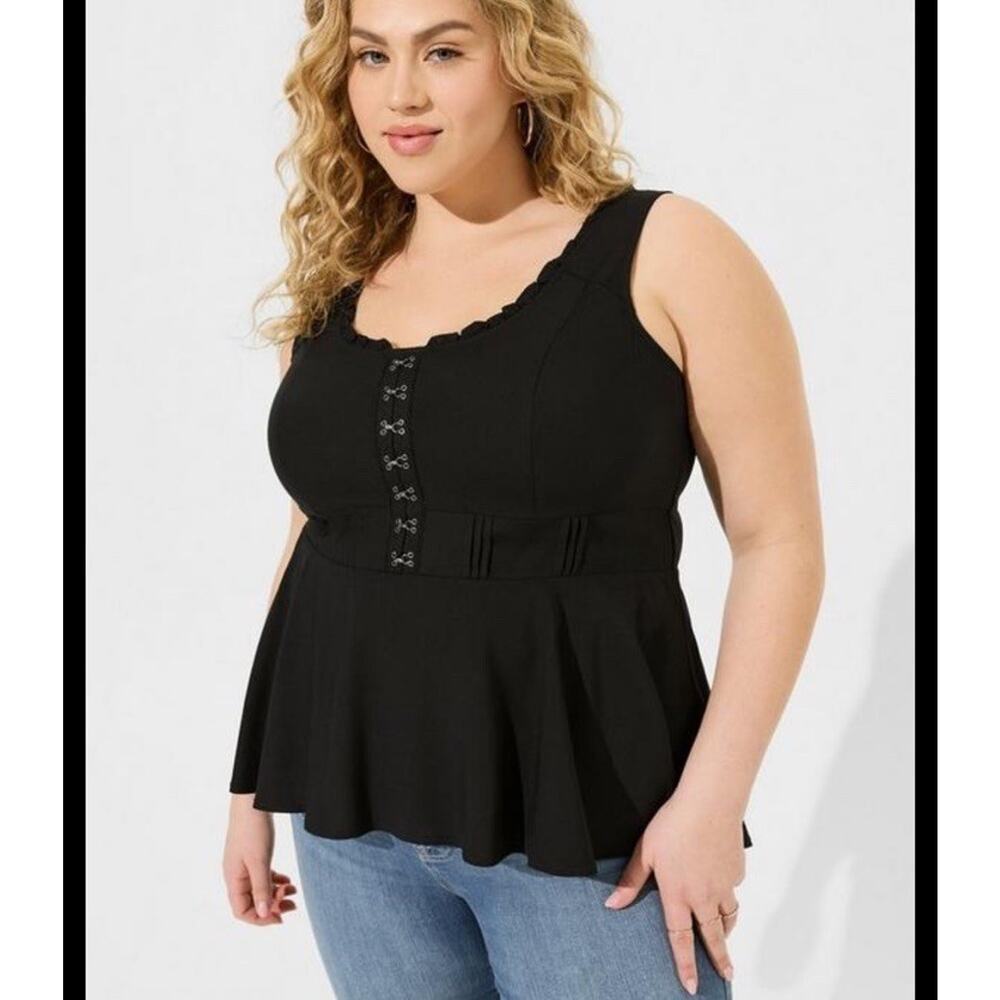 Torrid Womens Sz 2 (18/20) Black Challis Corset Sleeveless Top Smocked Witchy